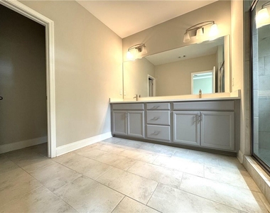 1468 Edgebrook Court Ne - Photo Thumbnail 13