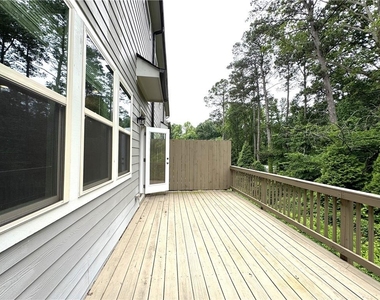 1468 Edgebrook Court Ne - Photo Thumbnail 35