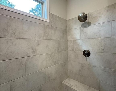 1468 Edgebrook Court Ne - Photo Thumbnail 28