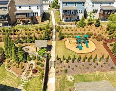 2699 Cedar Pine Way - Photo Thumbnail 7