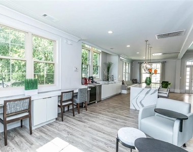 1401 W Paces Ferry Road Nw - Photo Thumbnail 16