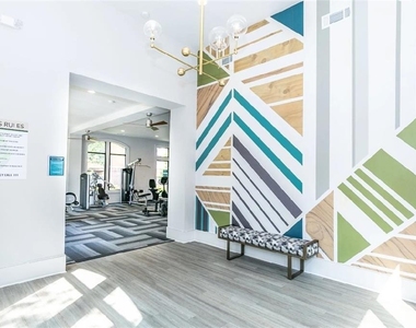 1401 W Paces Ferry Road Nw - Photo Thumbnail 21