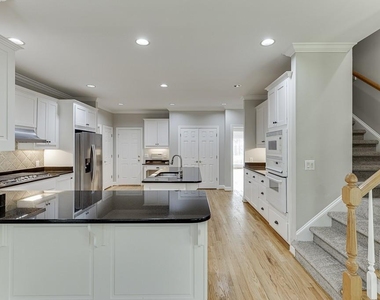 9345 Riverclub Parkway - Photo Thumbnail 12