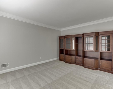 9345 Riverclub Parkway - Photo Thumbnail 55