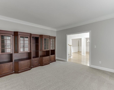9345 Riverclub Parkway - Photo Thumbnail 63