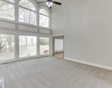 9345 Riverclub Parkway - Photo Thumbnail 5