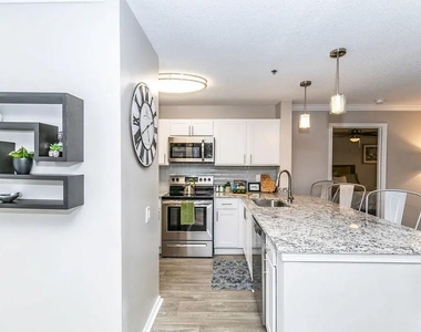 1401 W Paces Ferry Road Nw - Photo Thumbnail 2