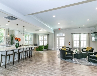 1401 W Paces Ferry Road Nw - Photo Thumbnail 14