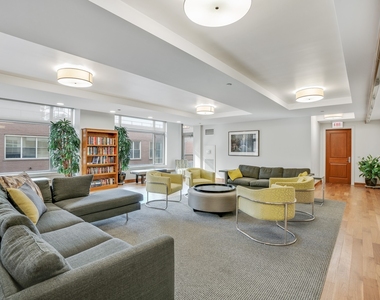530 N Lake Shore Drive - Photo Thumbnail 35