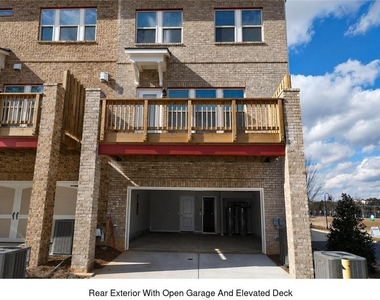 320 Beacons Place - Photo Thumbnail 25