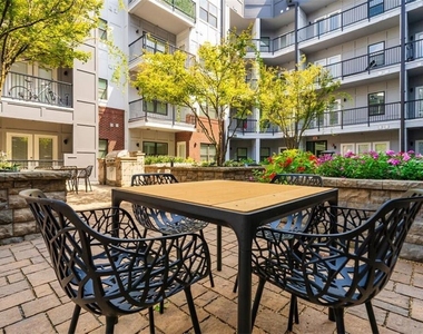 131 Ponce De Leon Avenue - Photo Thumbnail 26