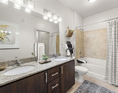 131 Ponce De Leon Avenue - Photo Thumbnail 10