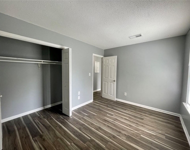 1457 Stone Mill Trace Trace - Photo Thumbnail 9