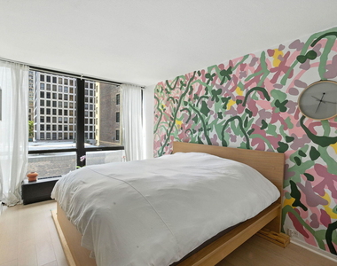 900 N Lake Shore Drive - Photo Thumbnail 8