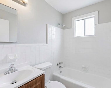 696 Hill Street - Photo Thumbnail 9