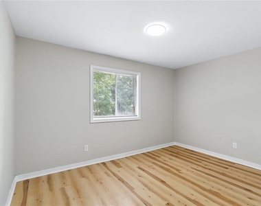 4855 College Street - Photo Thumbnail 6