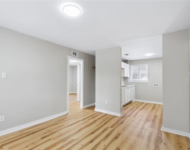 4855 College Street - Photo Thumbnail 5