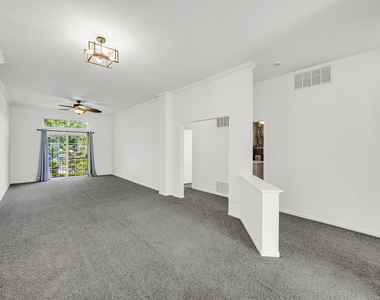 2290 Scott Lane - Photo Thumbnail 9