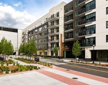 200 Nerem Street Nw - Photo Thumbnail 6