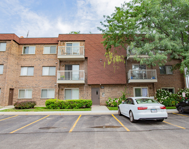 701 W Central Road - Photo Thumbnail 2