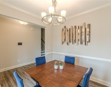 123 Mulberry Drive - Photo Thumbnail 10