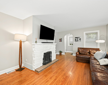 402 Turner Avenue - Photo Thumbnail 2
