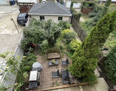 1445 W Thome Avenue - Photo Thumbnail 13