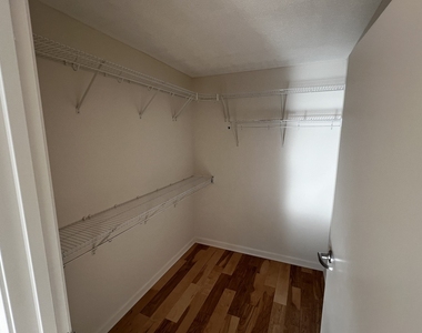 9655 Woods Drive - Photo Thumbnail 17