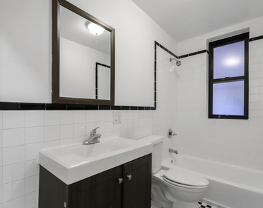 188 Claremont Avenue - Photo Thumbnail 12