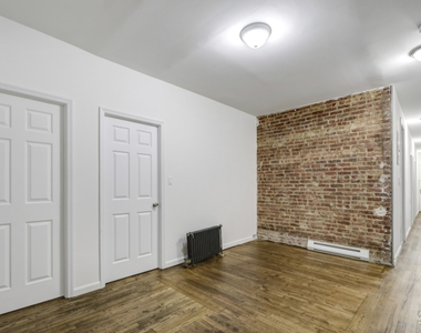 188 Claremont Avenue - Photo Thumbnail 1