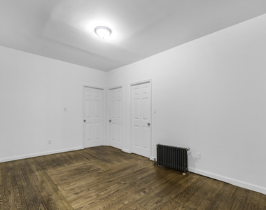 188 Claremont Avenue - Photo Thumbnail 9