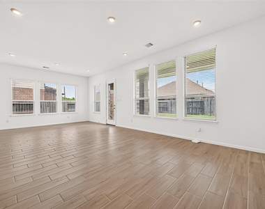 3623 Rock Ledge Drive - Photo Thumbnail 16
