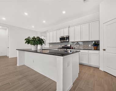 3623 Rock Ledge Drive - Photo Thumbnail 21