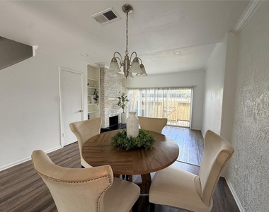 7700 Creekbend Drive - Photo Thumbnail 1