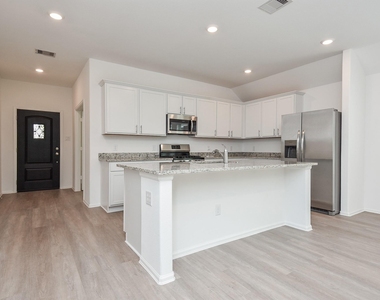 8426 Manta Ray Drive - Photo Thumbnail 12