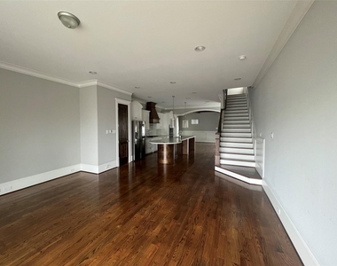 238 W 24th Street - Photo Thumbnail 16