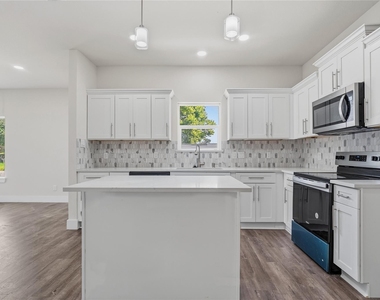 8027 Virgil Street - Photo Thumbnail 4