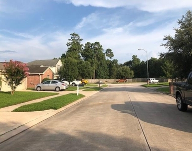 28814 Waltham Street - Photo Thumbnail 2
