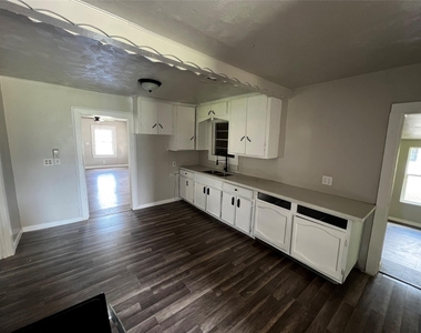 3785 Goliad Street - Photo Thumbnail 5