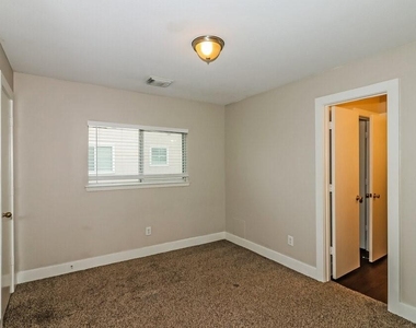 20014 Rustic Lake Lane - Photo Thumbnail 11