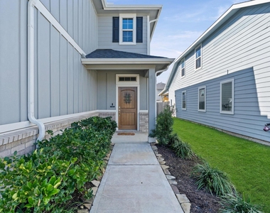 5343 Marisol Cove Drive - Photo Thumbnail 2