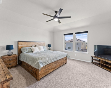 5343 Marisol Cove Drive - Photo Thumbnail 15