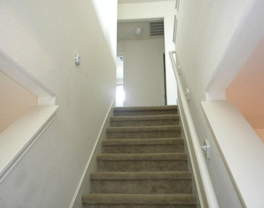 19211 Cedarsham Lane - Photo Thumbnail 7