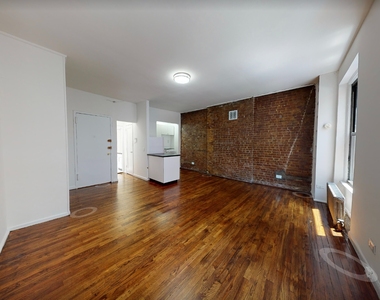 150 East 46th Street - Photo Thumbnail 1