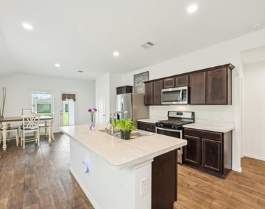 22530 Aspen Tarn Trail - Photo Thumbnail 6