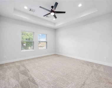 1411 Bigelow Street - Photo Thumbnail 14