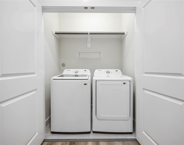 1411 Bigelow Street - Photo Thumbnail 13