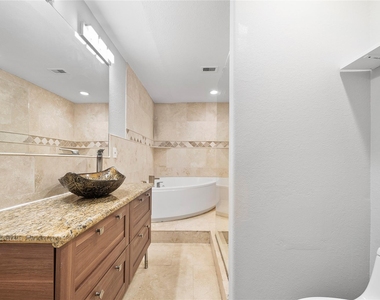3002 Paige Street - Photo Thumbnail 16
