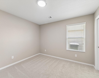 9966 Chimney Swift Lane - Photo Thumbnail 15