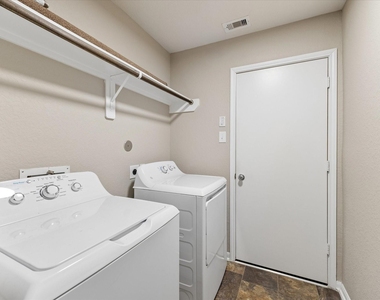 9966 Chimney Swift Lane - Photo Thumbnail 17